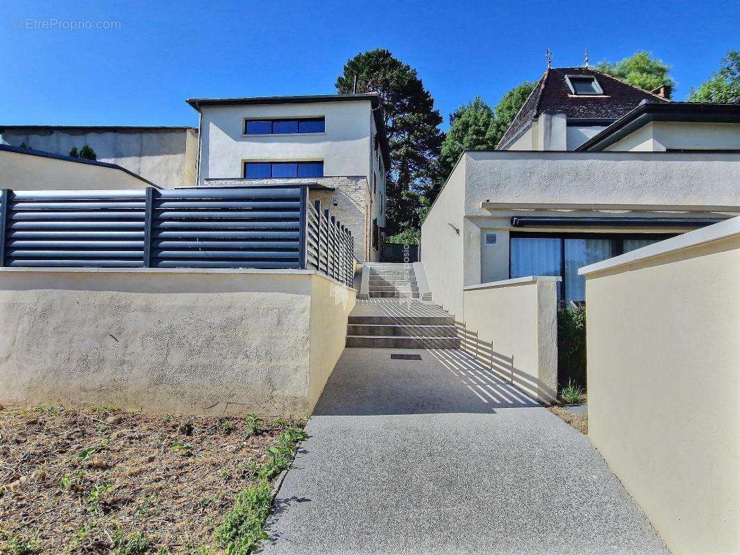 Appartement à SAINT-DIDIER-AU-MONT-D&#039;OR