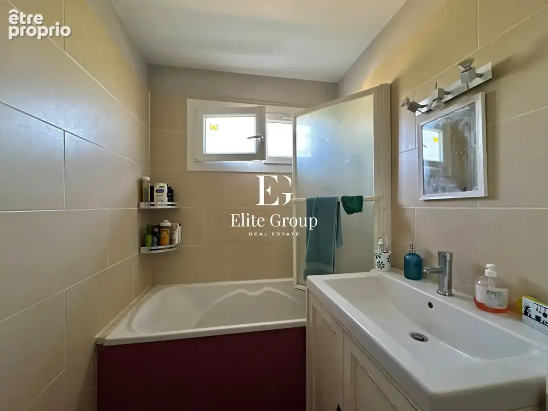 A Vendre Maison - Vénérand Proche Saintes - 3 Chambres - 83 m² - photo 9