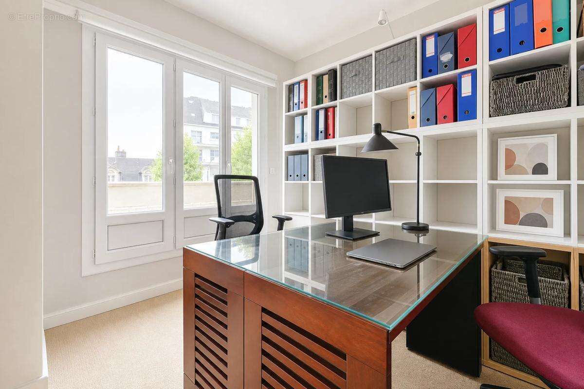 Spacieux T5 de 92 m² avec jardin privé copropriété- - photo 4