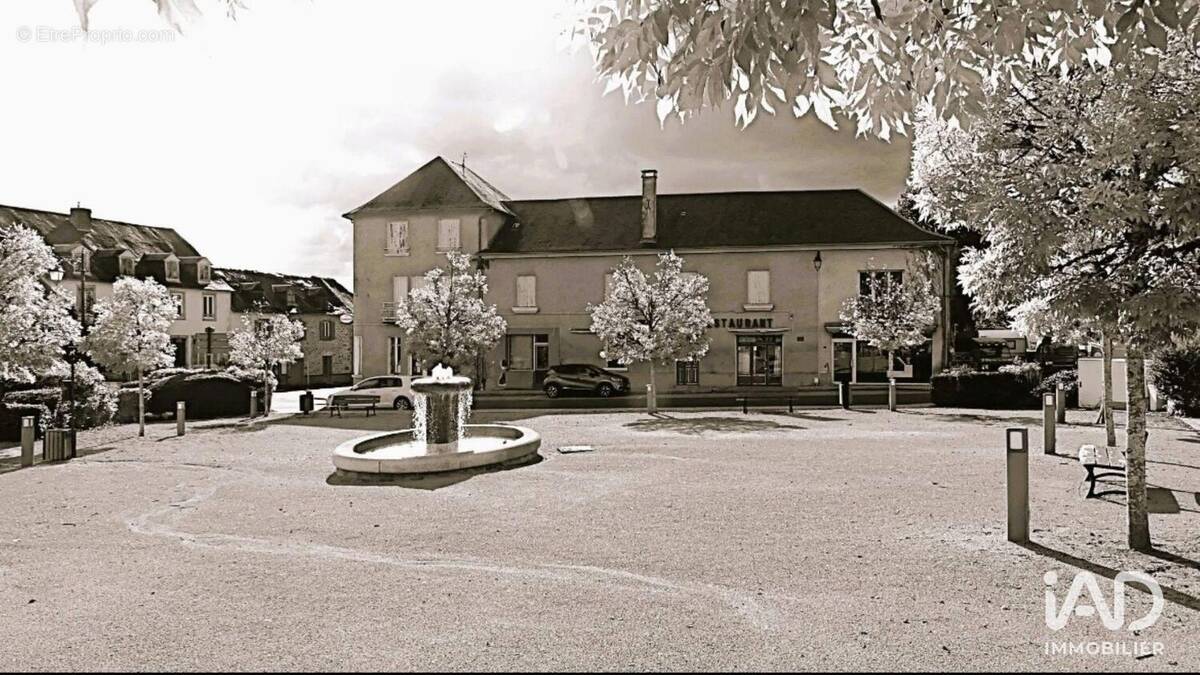 Photo 1 - Commerce à LA CROISILLE-SUR-BRIANCE