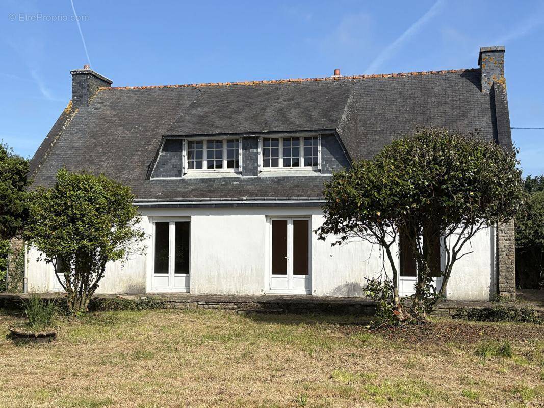 Maison à RIEC-SUR-BELON