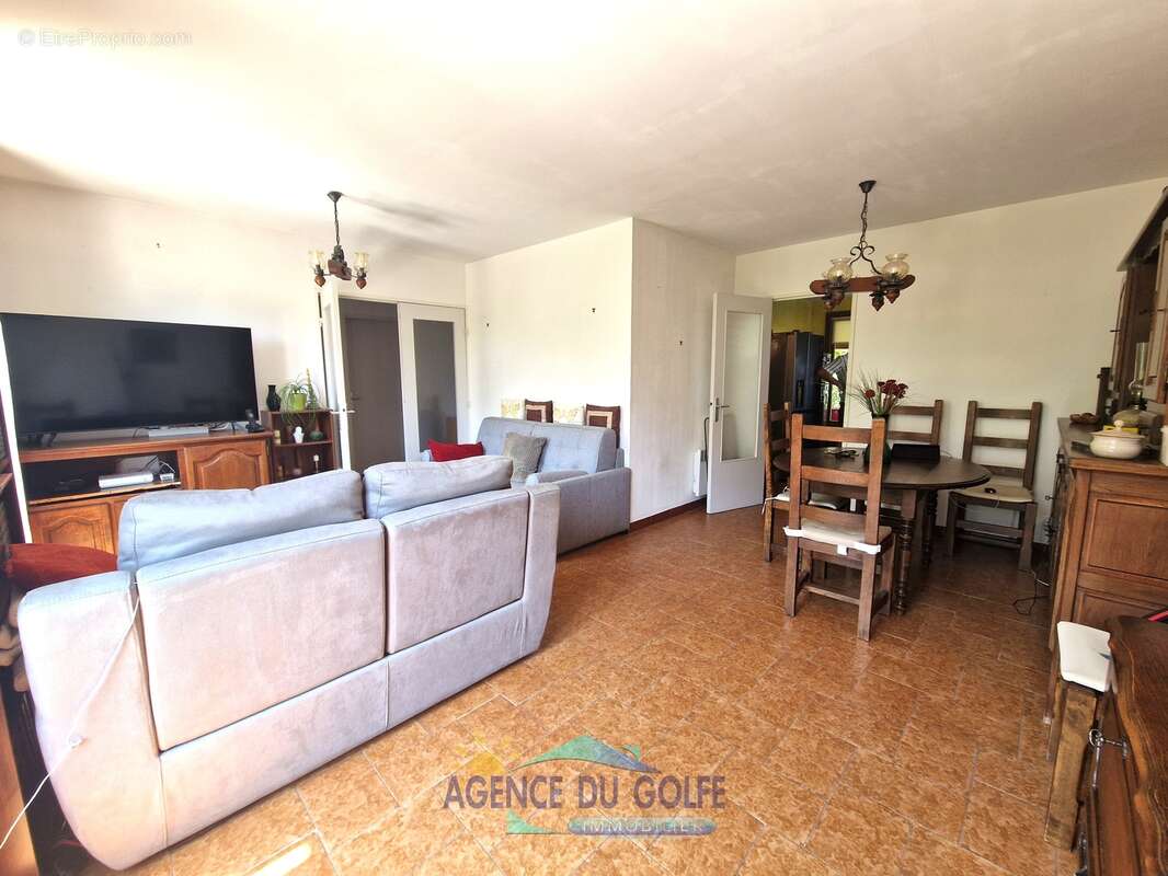 Villa de plain-pied T 4 avec piscine - photo 7