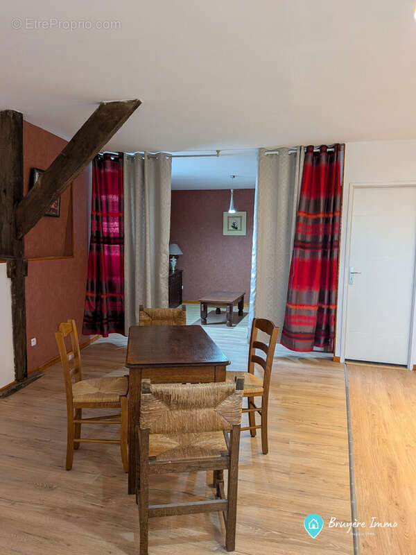 Appartement à FOURMIES