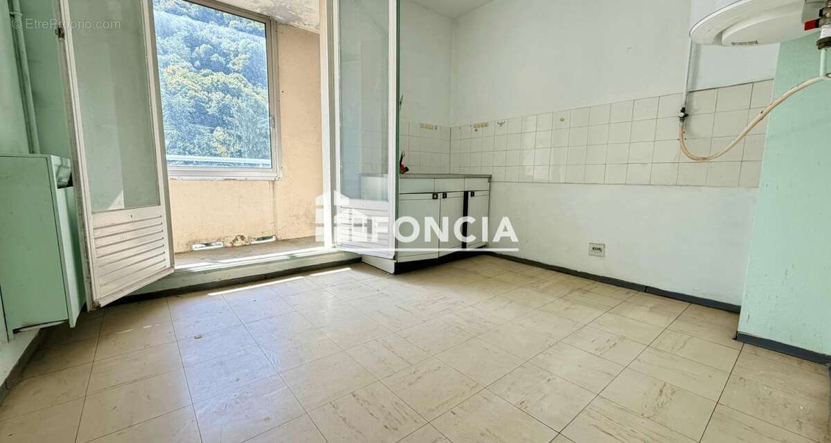 Appartement à SEYSSINET-PARISET