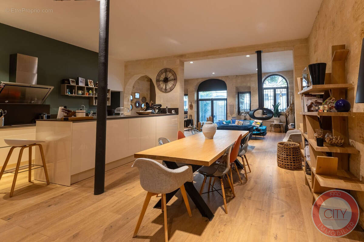Appartement à BORDEAUX