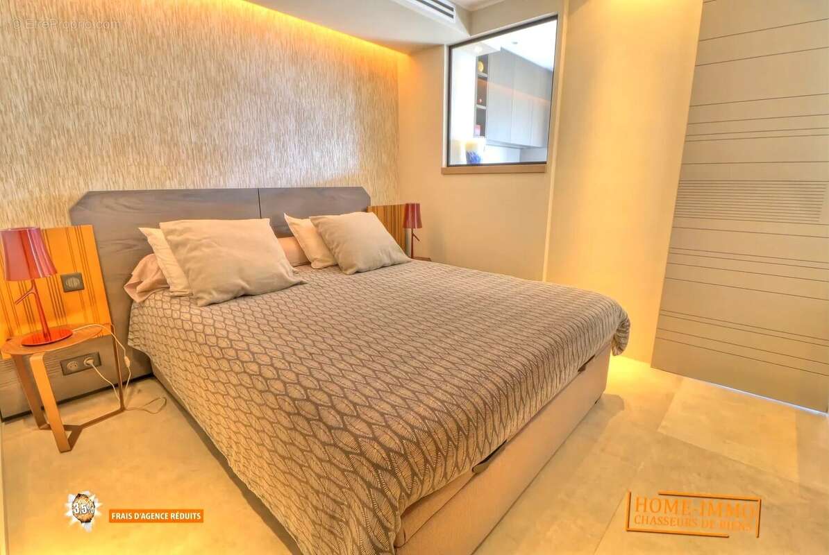 Appartement à VILLENEUVE-LOUBET