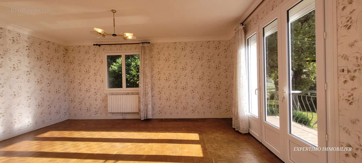Maison à MIRAMBEAU