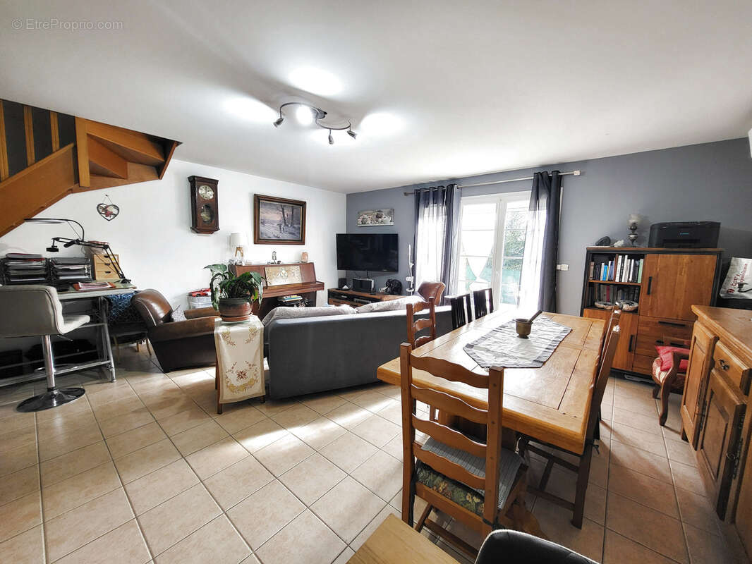 Maison à LAROQUE