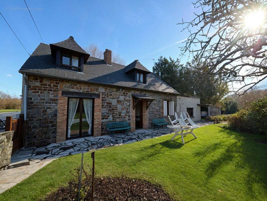 Maison à NOYAL-SUR-VILAINE