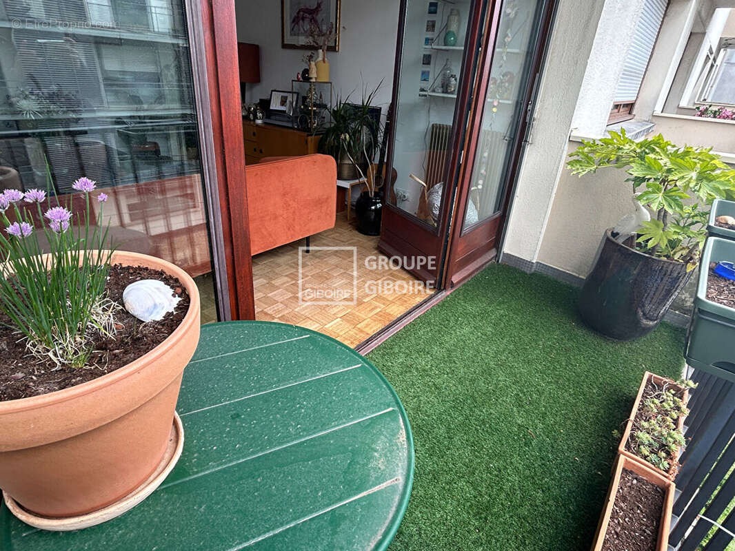 A VENDRE - Agence GIBOIRE - Rennes Thabor/Fougères - Appartement d'environ 102m²  avec balcon et garage fermé - photo 6
