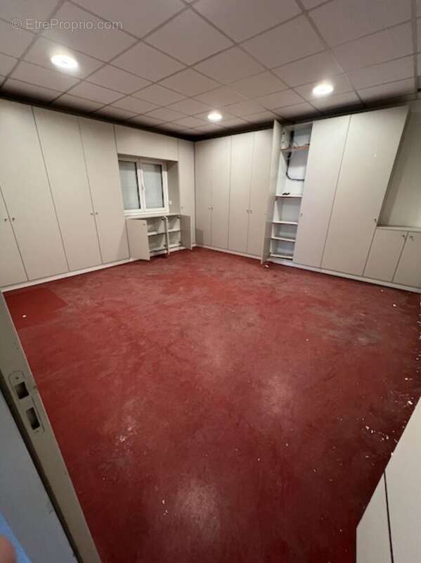 Commerce à LA TESTE-DE-BUCH