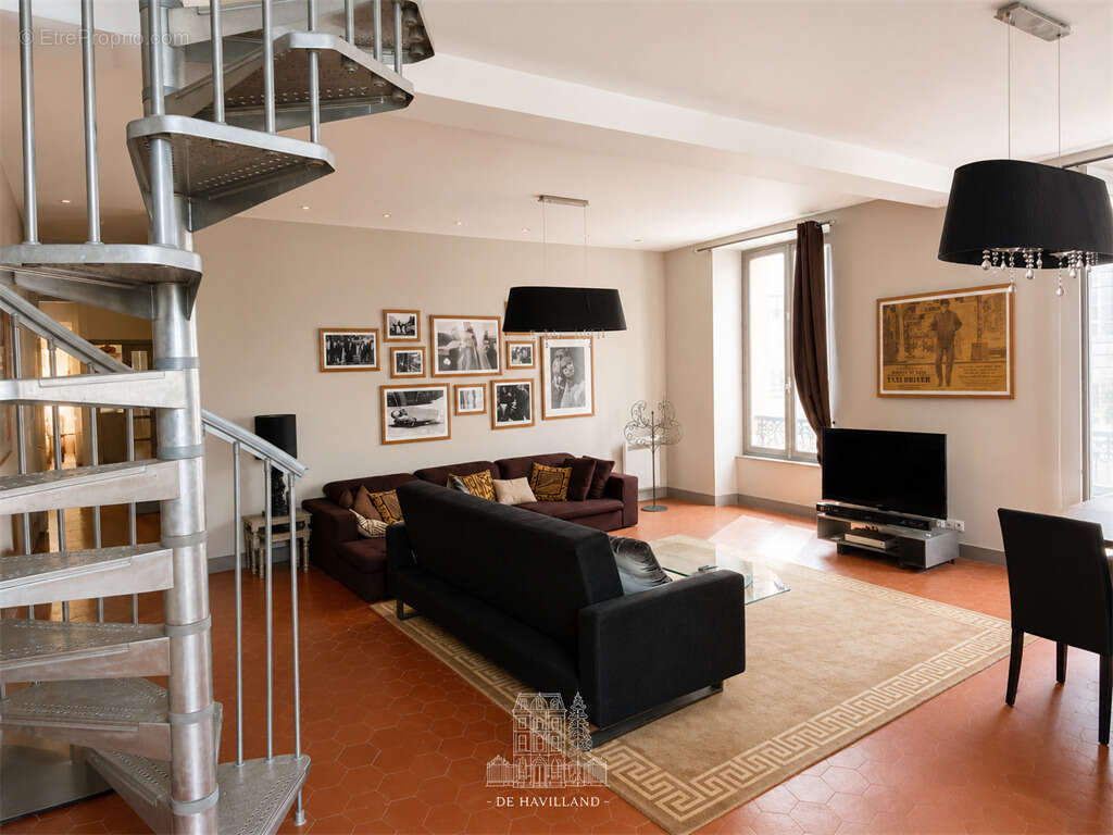Appartement à VERSAILLES