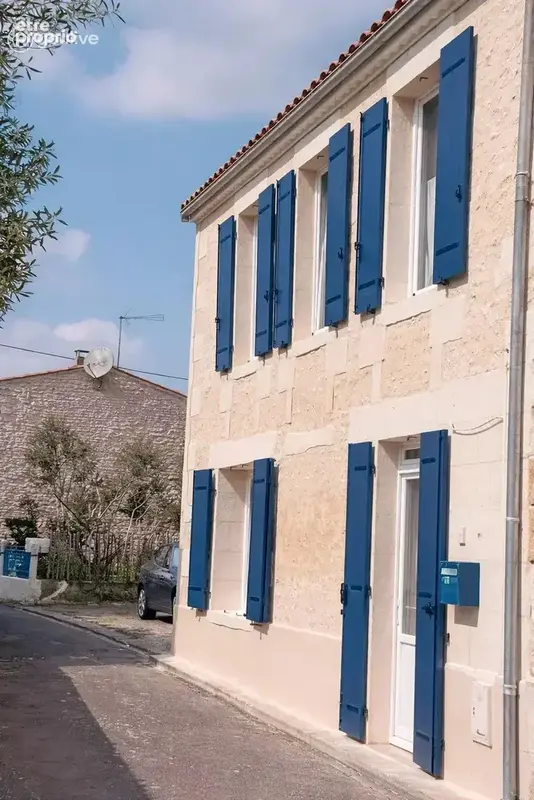 Photo Maison à Meschers-Sur-Gironde au prix de 383 875€