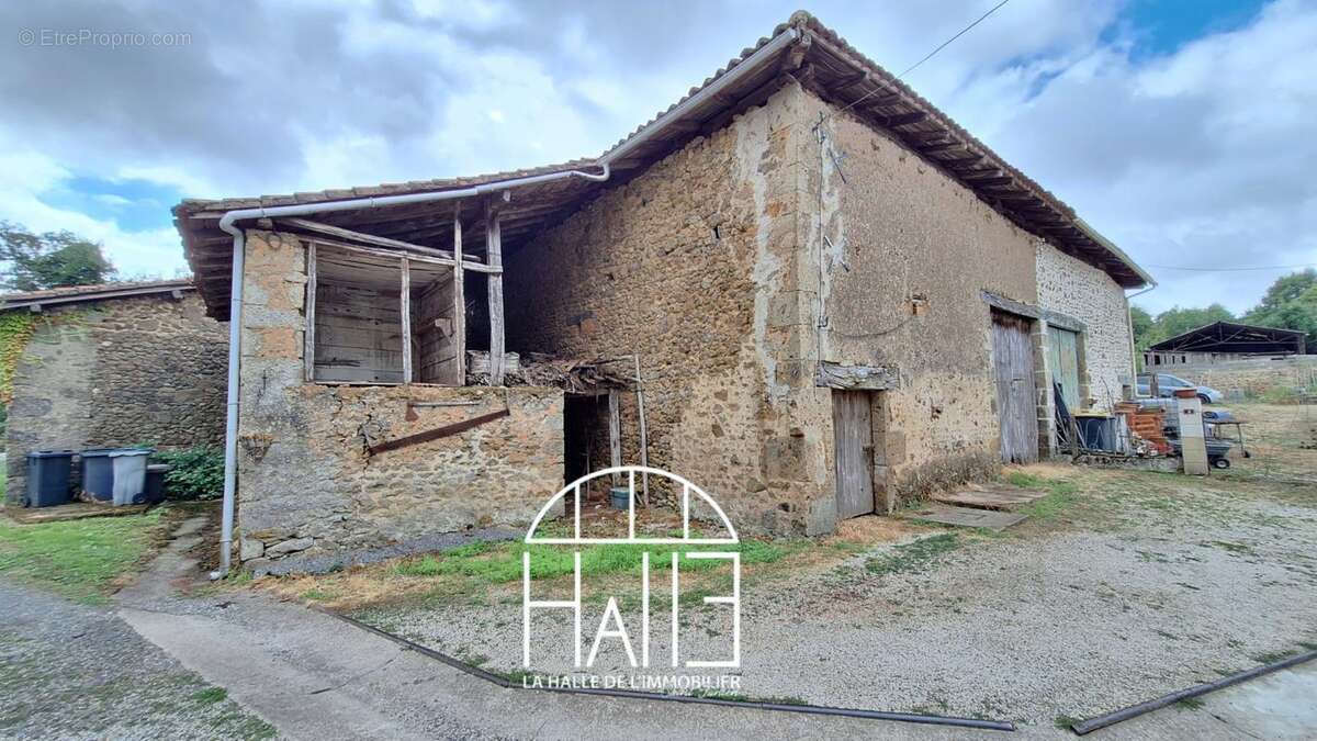 Maison 143 m² à Pressignac  - photo 2