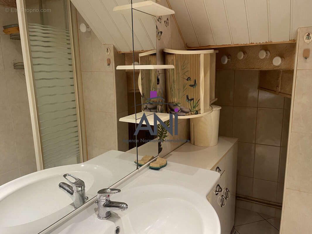 Maison à HAUTOT-SUR-MER