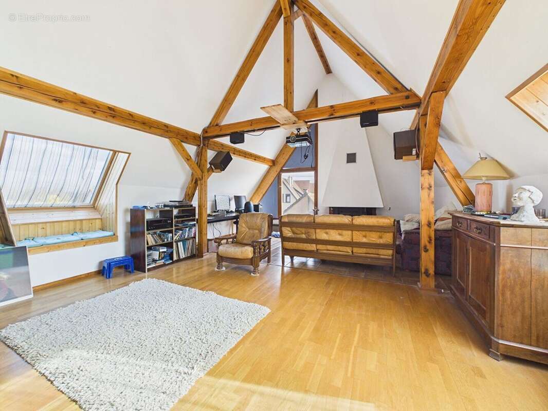 Maison 206m² Avec Piscine Couverte - photo 10