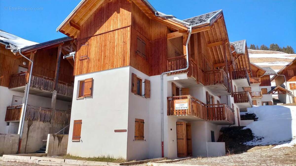 Appartement à ALBIEZ-MONTROND
