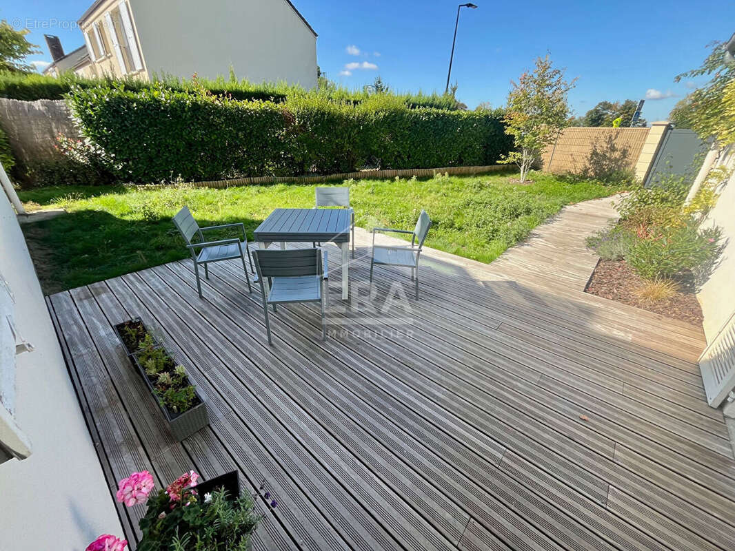 Maison à VILLEPREUX