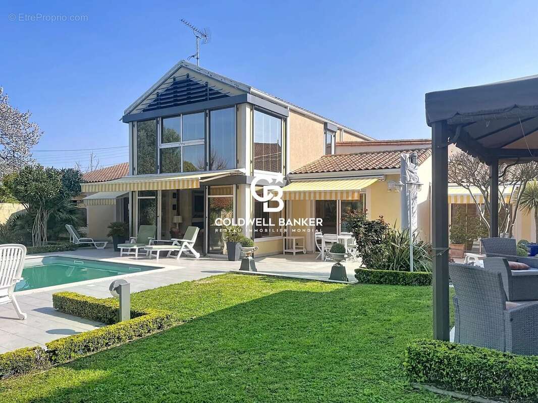 Maison à LA ROCHELLE