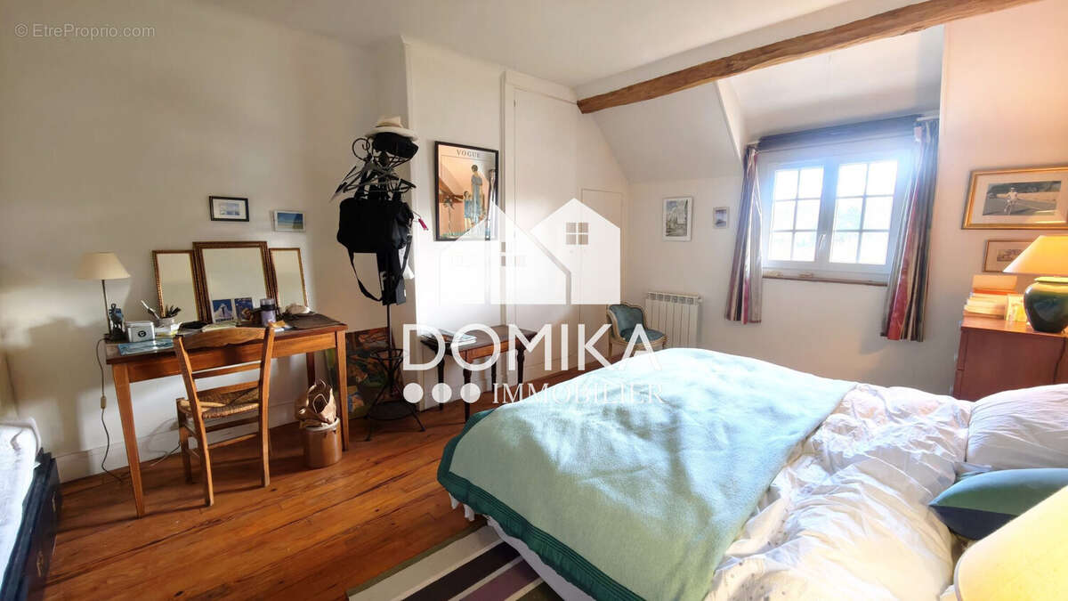 Maison à EZY-SUR-EURE