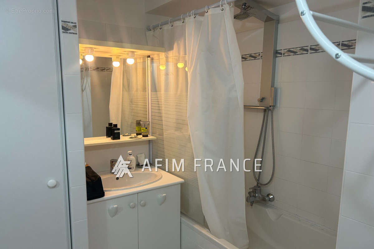 Appartement à BEAUSOLEIL