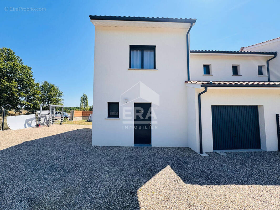 Maison à LA LANDE-DE-FRONSAC