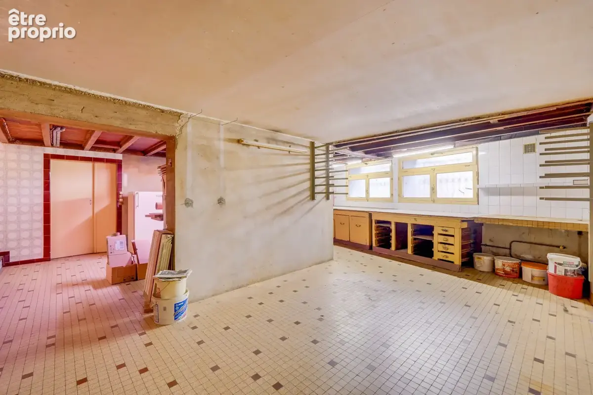 Immeuble 5 pièces de 200m2 - photo 12