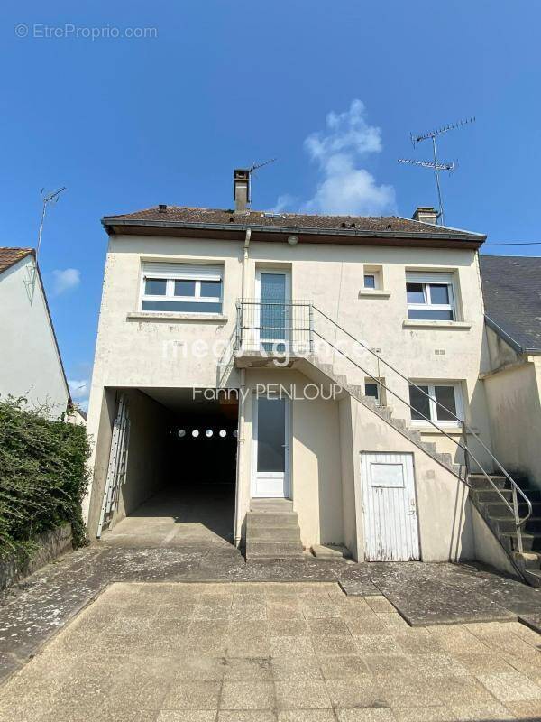Maison à SAINT-PAIR-SUR-MER