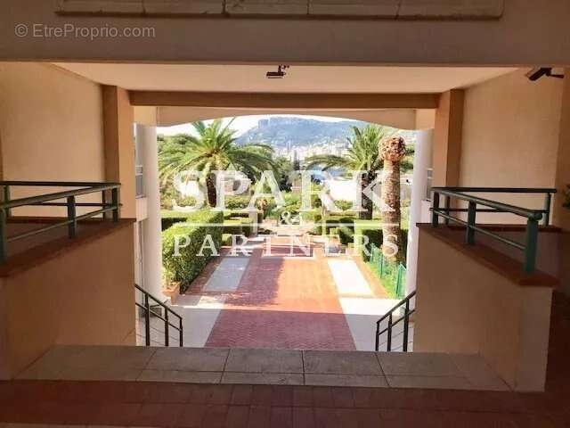 Appartement à ROQUEBRUNE-CAP-MARTIN