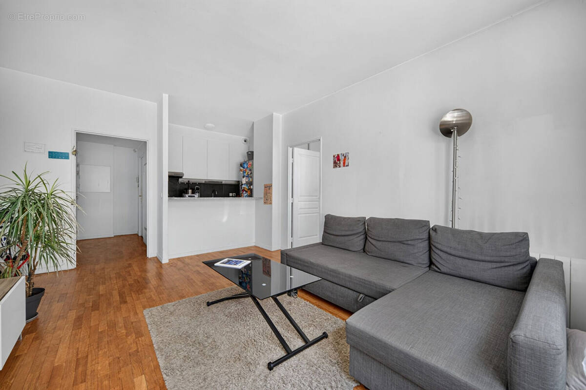 Appartement à PARIS-12E