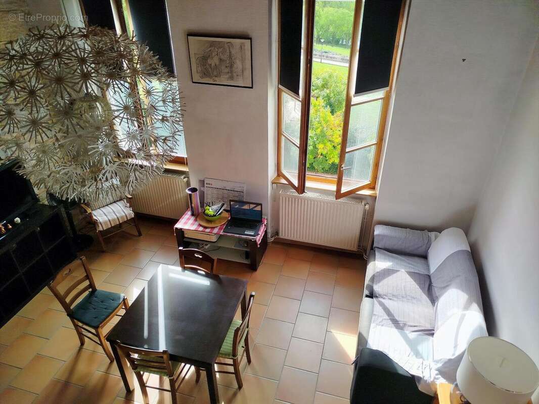   - Appartement à CALUIRE-ET-CUIRE