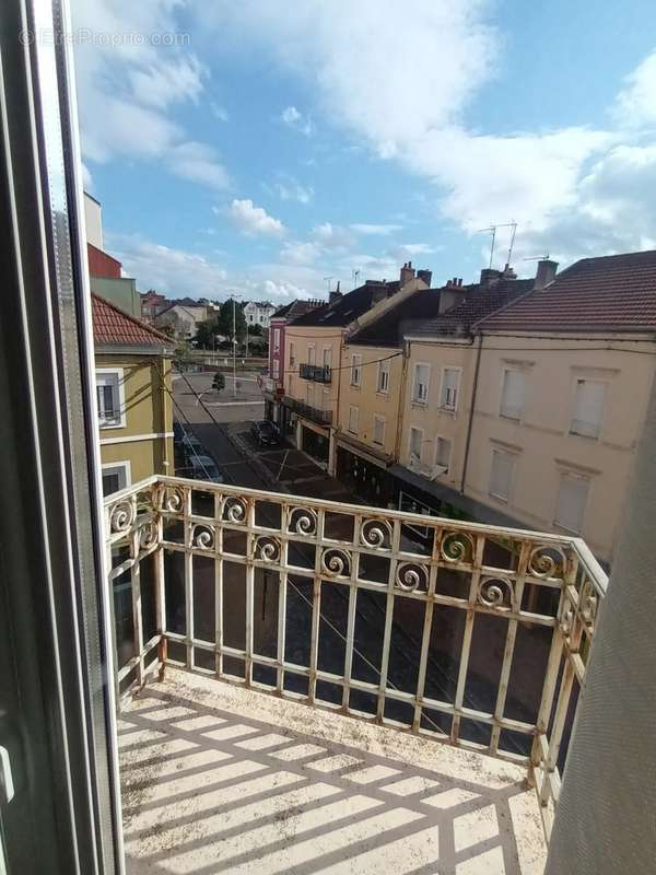 Appartement à MONTCEAU-LES-MINES