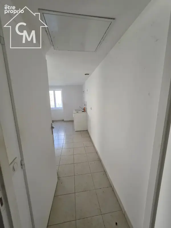 Maison à rénover avec dépendances et grange   alloue - photo 8