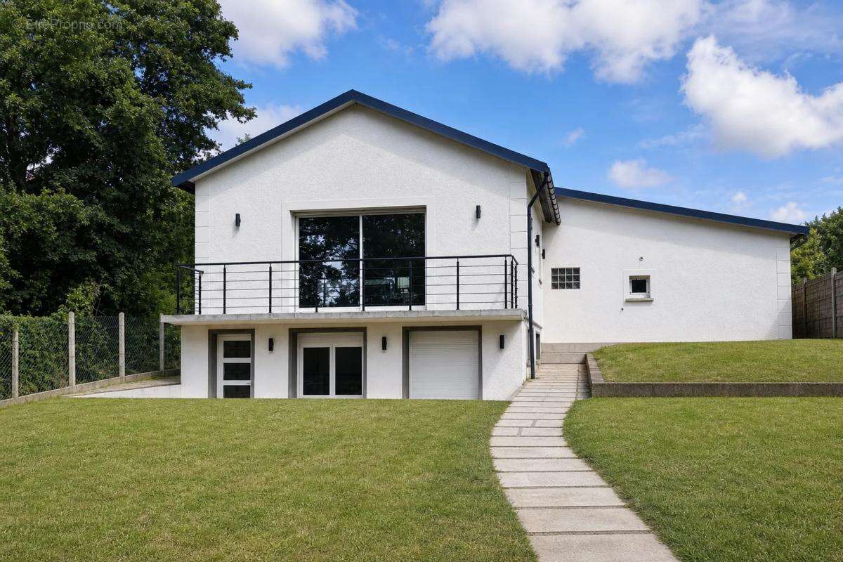 Maison de 5 pièces de 143 m² à Linas - photo 14