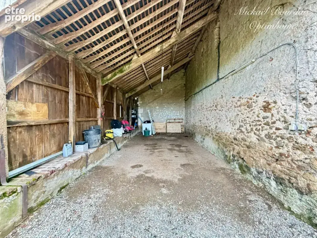 Maison de Maître XIXe – 220 m² – 1,6 ha – Dépendances & Installations Équestres – Environnement Préservé - photo 10