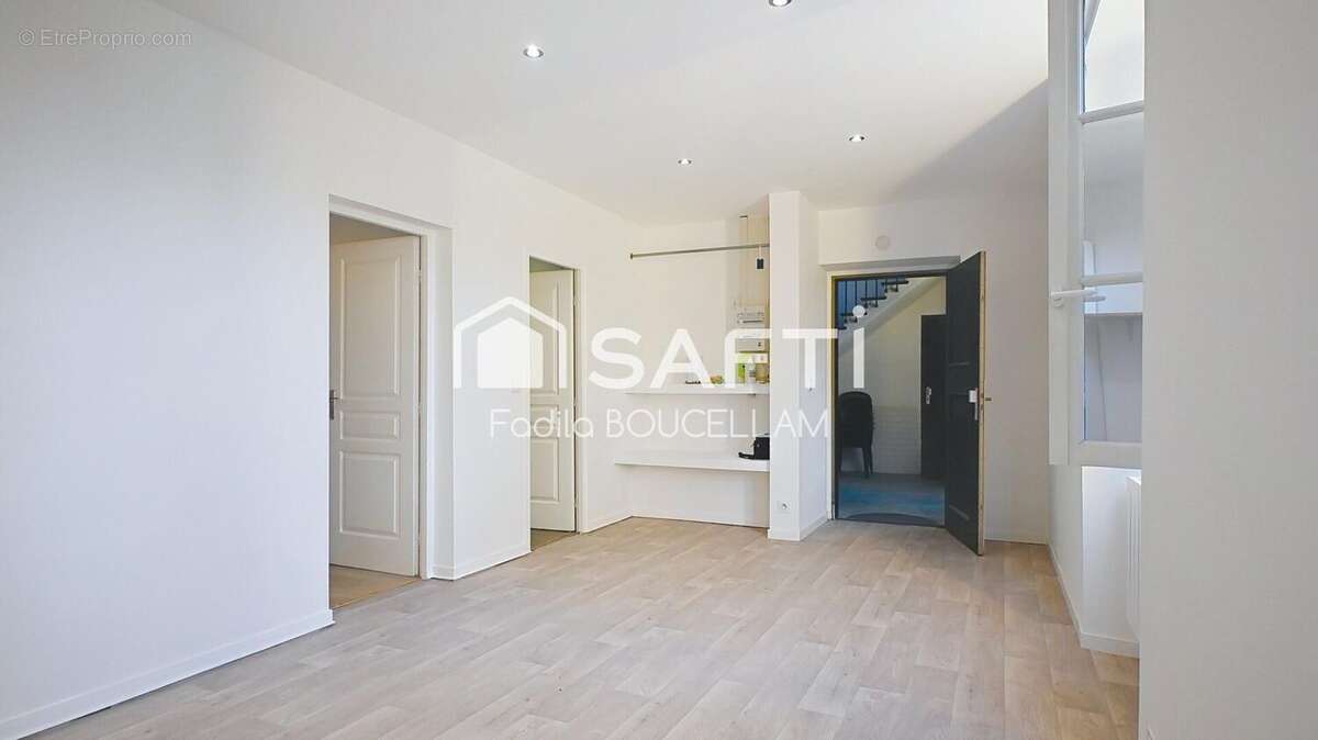 Photo 2 - Appartement à ROSNY-SUR-SEINE