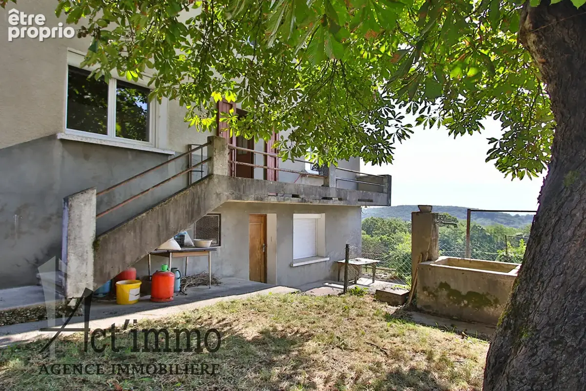 Maison à rénover Claix 5 pièces +cuisine - photo 2