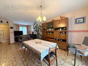 Maison à PINS-JUSTARET