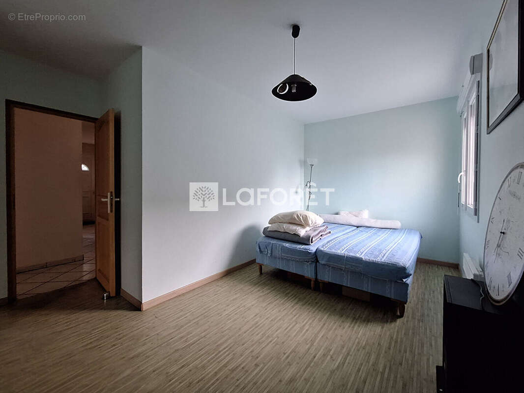 MAISON PLAIN-PIED,  151 m² Castine en plaine - photo 7