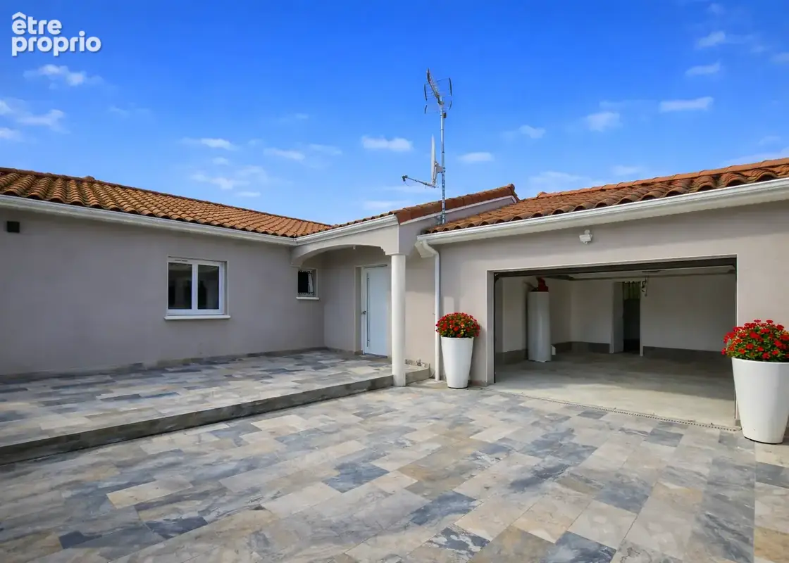 Maison plain-pied env. 140 m2 + garage sur 800 m2 - photo 5