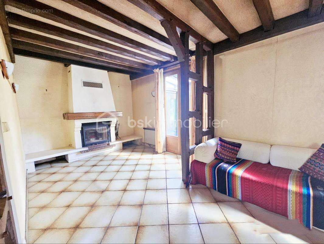 Maison à POILLY-LEZ-GIEN