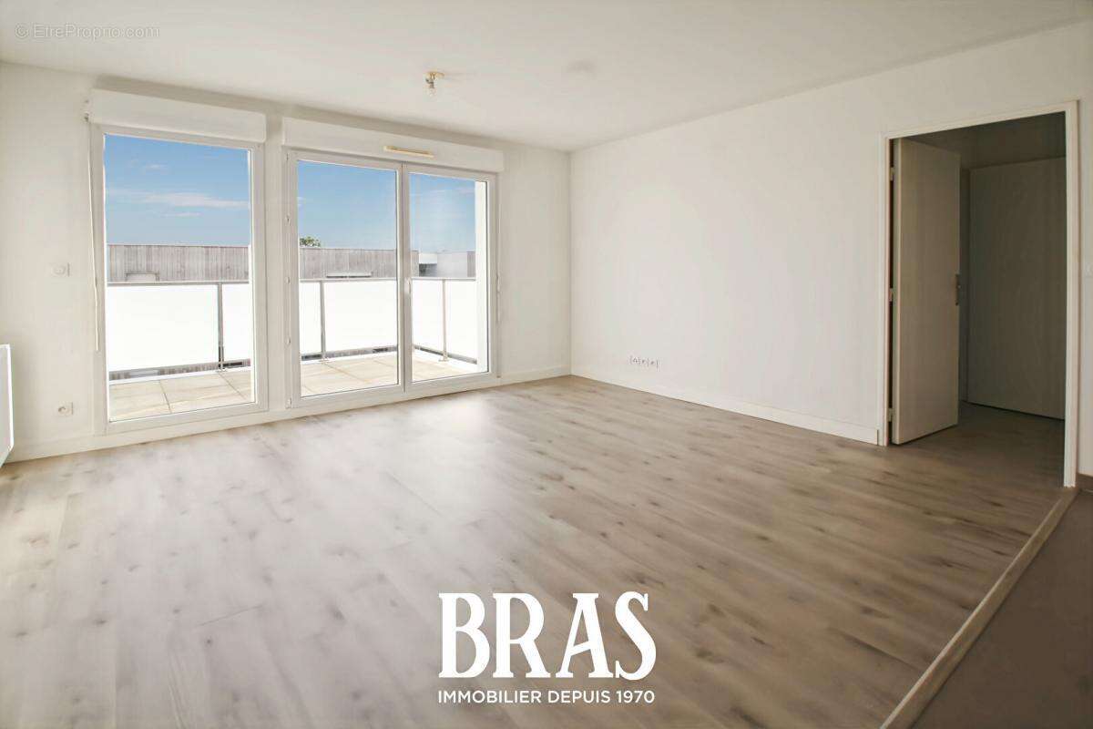 Appartement à SAUTRON