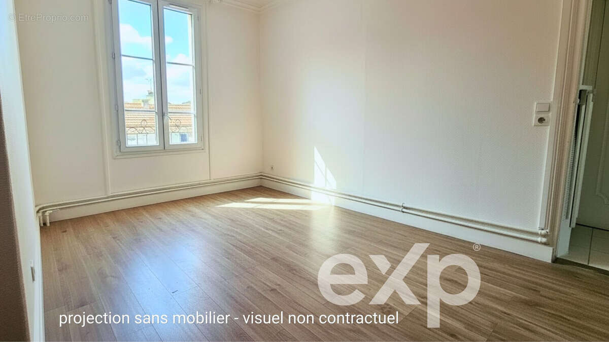 séjour vide 2 - Appartement à CLICHY
