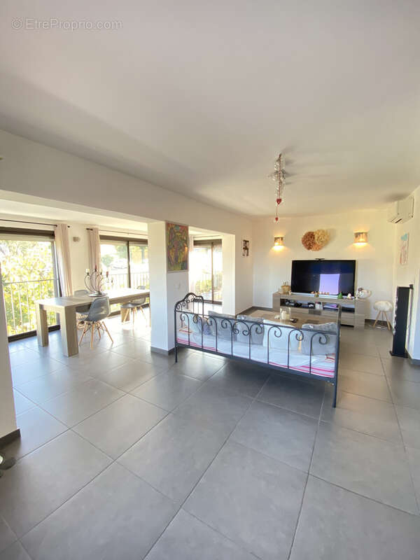 Appartement à L'ILE-ROUSSE