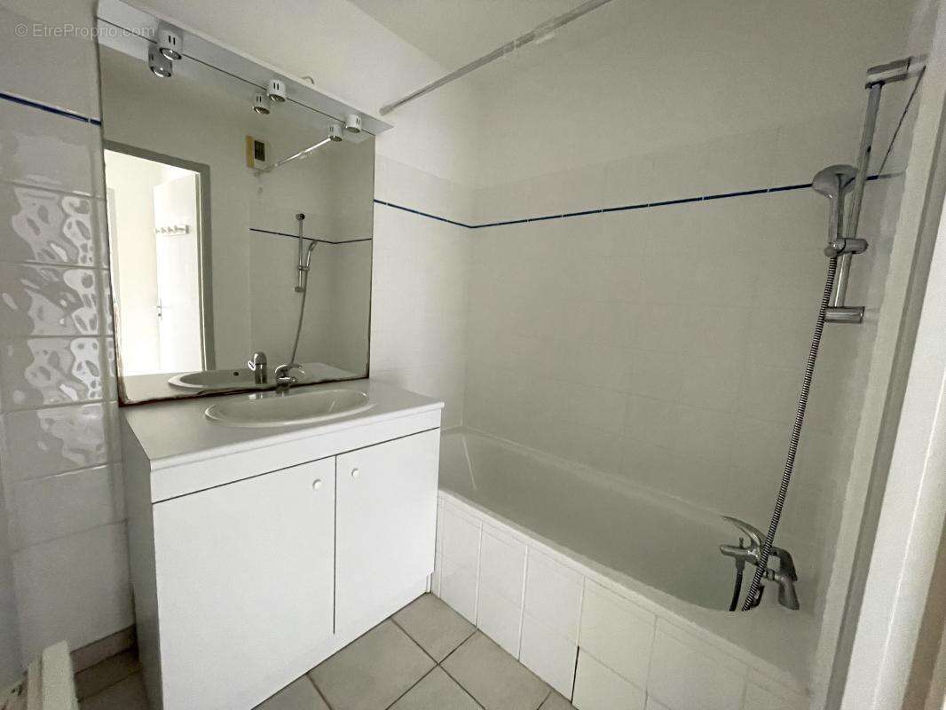 Appartement à VETRAZ-MONTHOUX