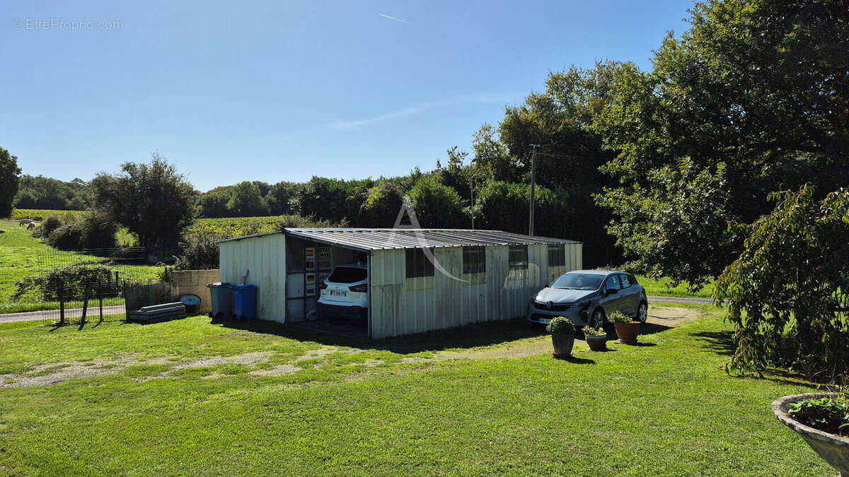 Maison à CHERMIGNAC