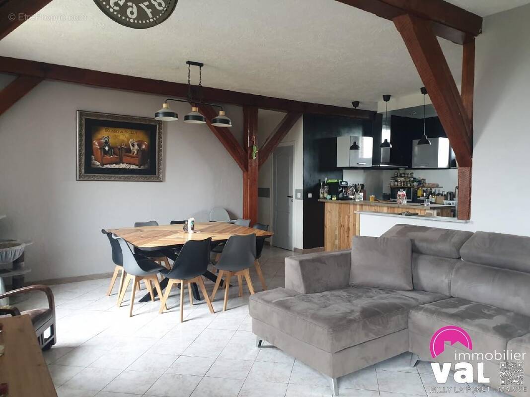 Appartement à MILLY-LA-FORET