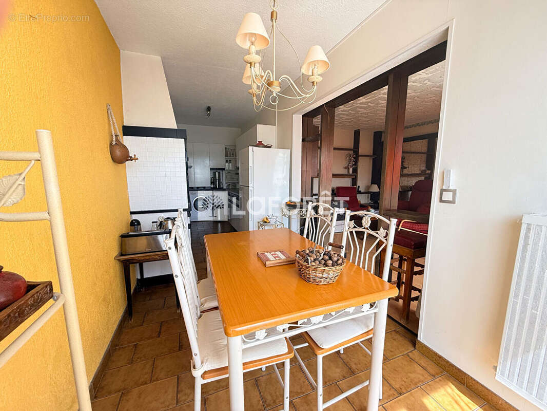 Appartement à LES MUREAUX
