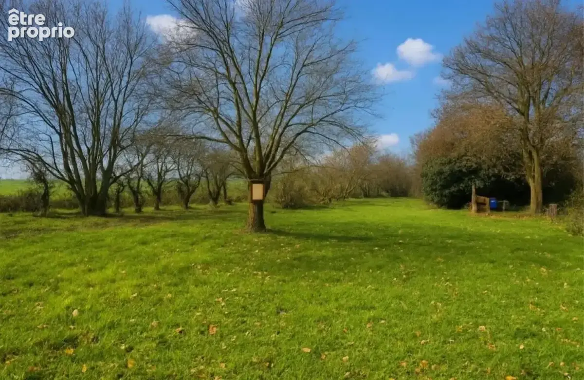Terrain à MONCHEAUX