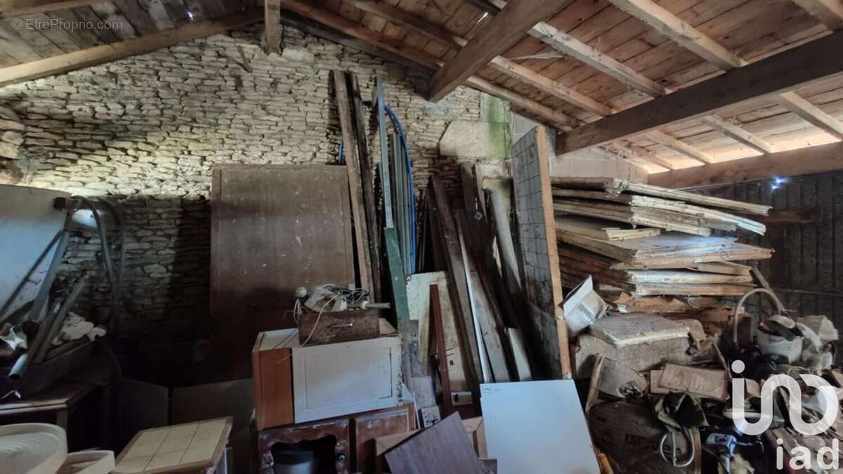 Photo 9 - Maison à VERRUE